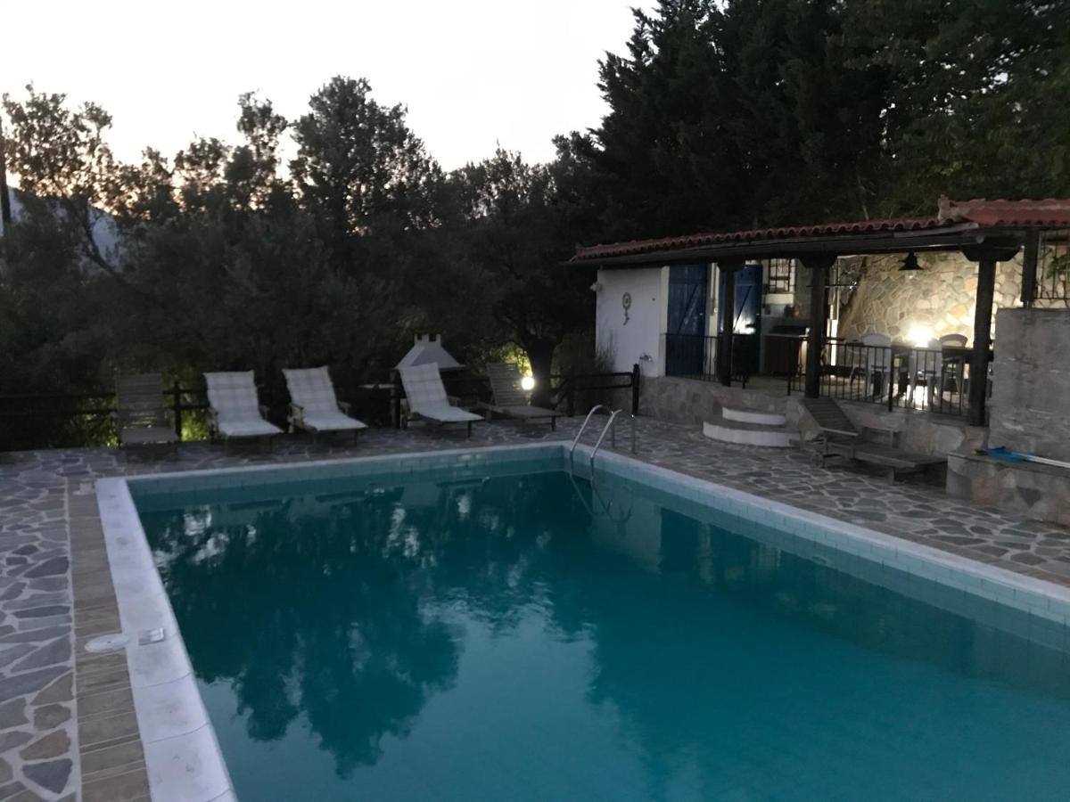 Villa Maroudia Kími Exterior foto