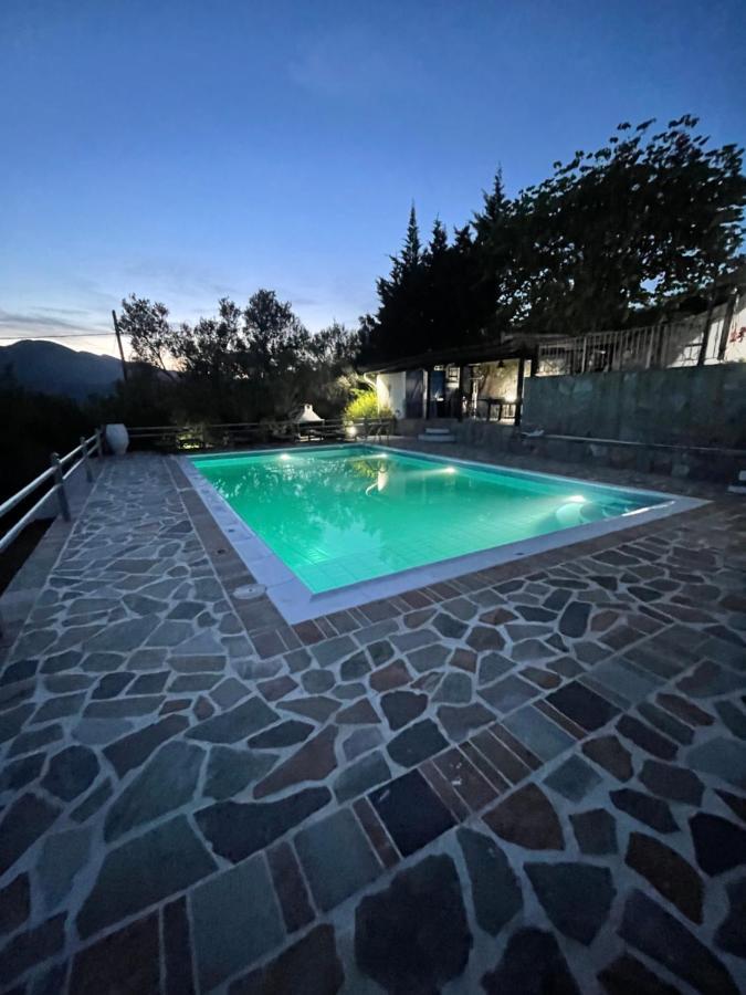 Villa Maroudia Kími Exterior foto